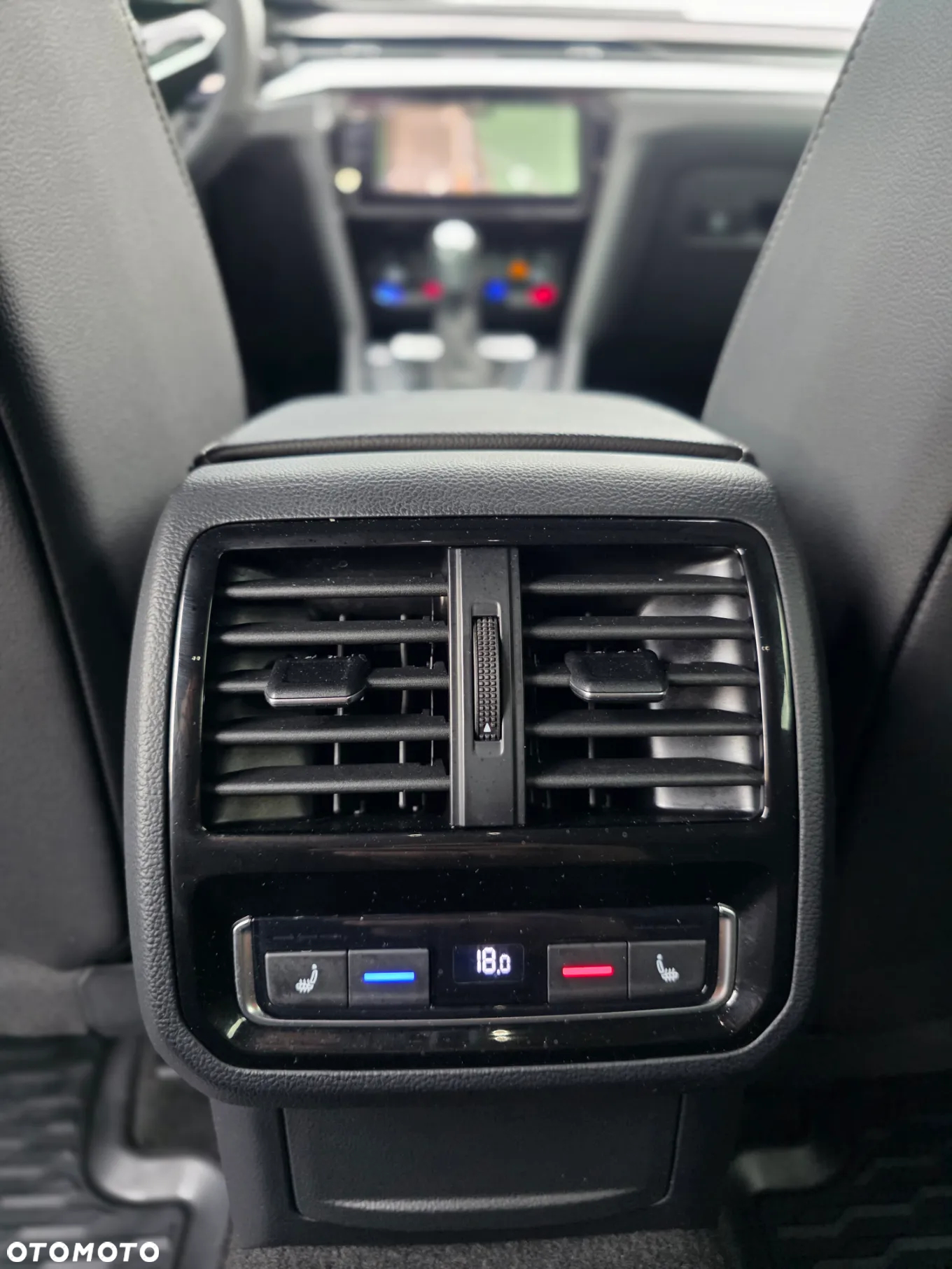 Volkswagen Arteon 2.0 TSI R-Line DSG - 30