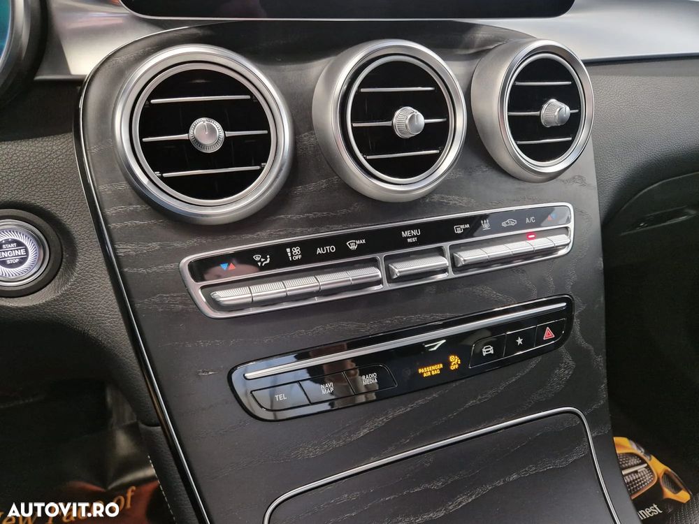 Mercedes-Benz GLC Coupe 300 de 4Matic 9G-TRONIC - 15