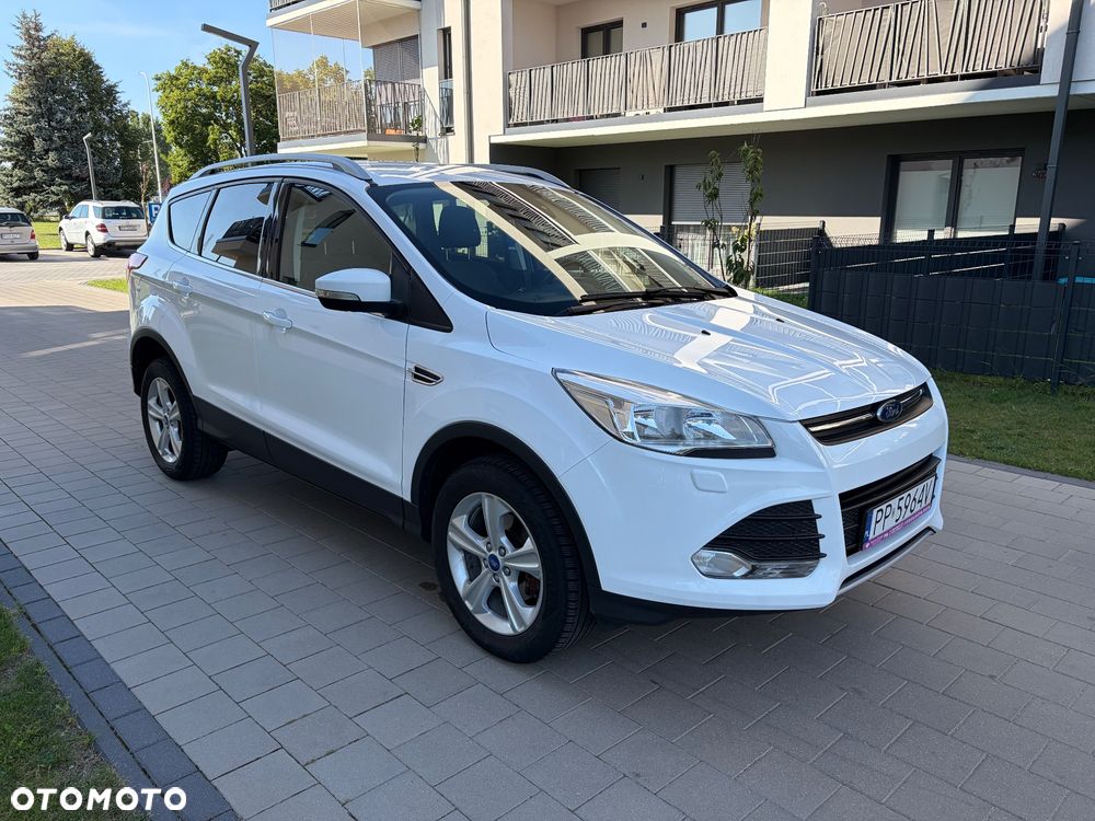 Ford Kuga 1.5 EcoBoost 2x4 Titanium - 8