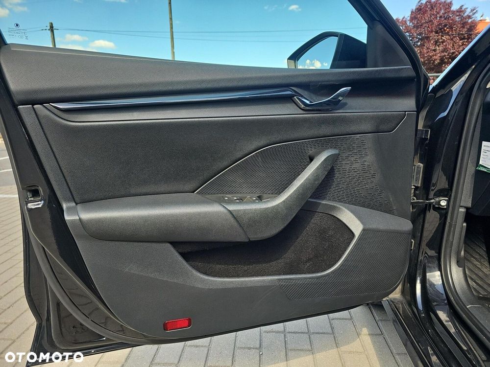 Skoda Octavia 2.0 TDI Ambition DSG - 13