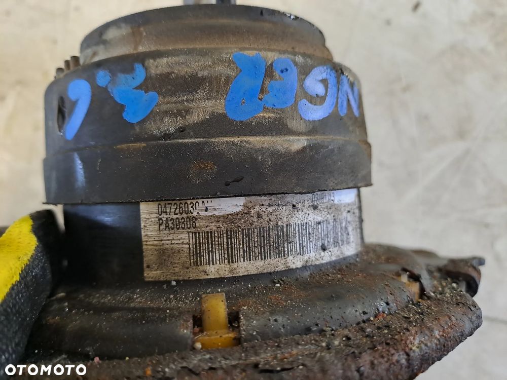 DODGE CHALLENGER 13r 3.6 PODUSZKA SILNIKA - 2