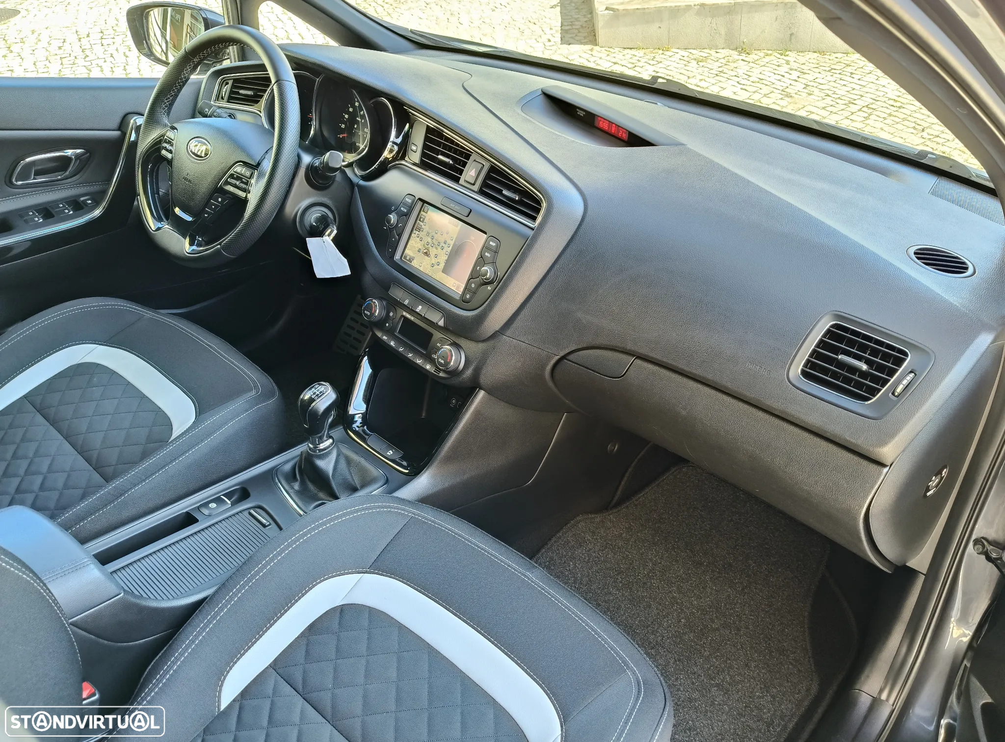 Kia Ceed SW 1.6 CRDi GT Line - 15