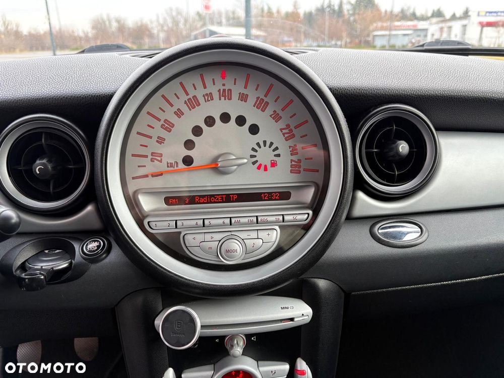 MINI ONE Standard - 15