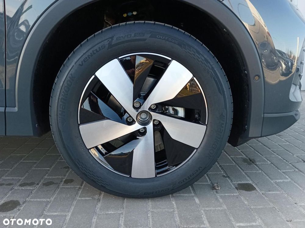 Volkswagen Tiguan - 18