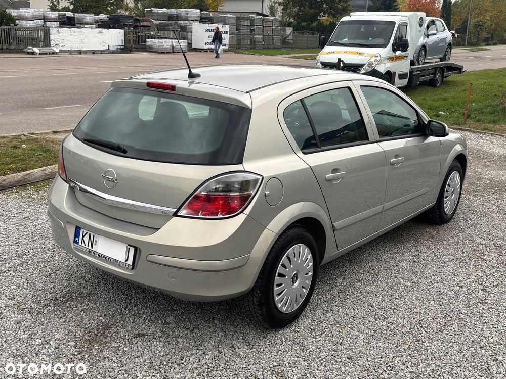 Opel Astra - 22