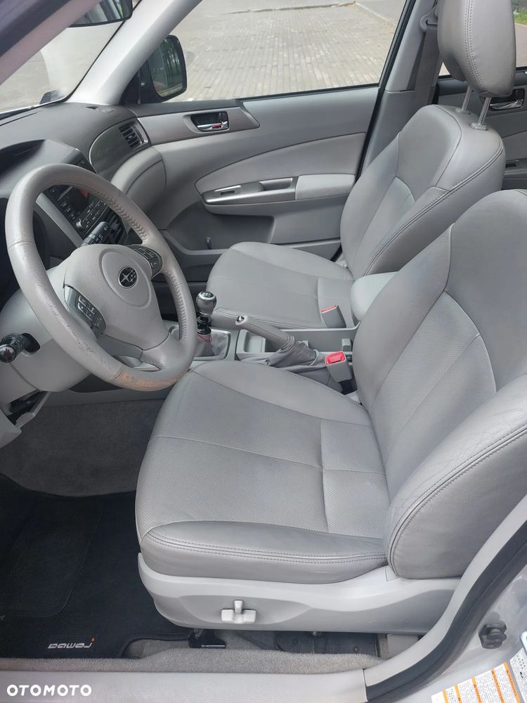 Subaru Forester - 10