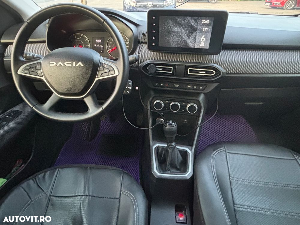 Dacia Logan ECO-G 100 MT6 Prestige+ - 9