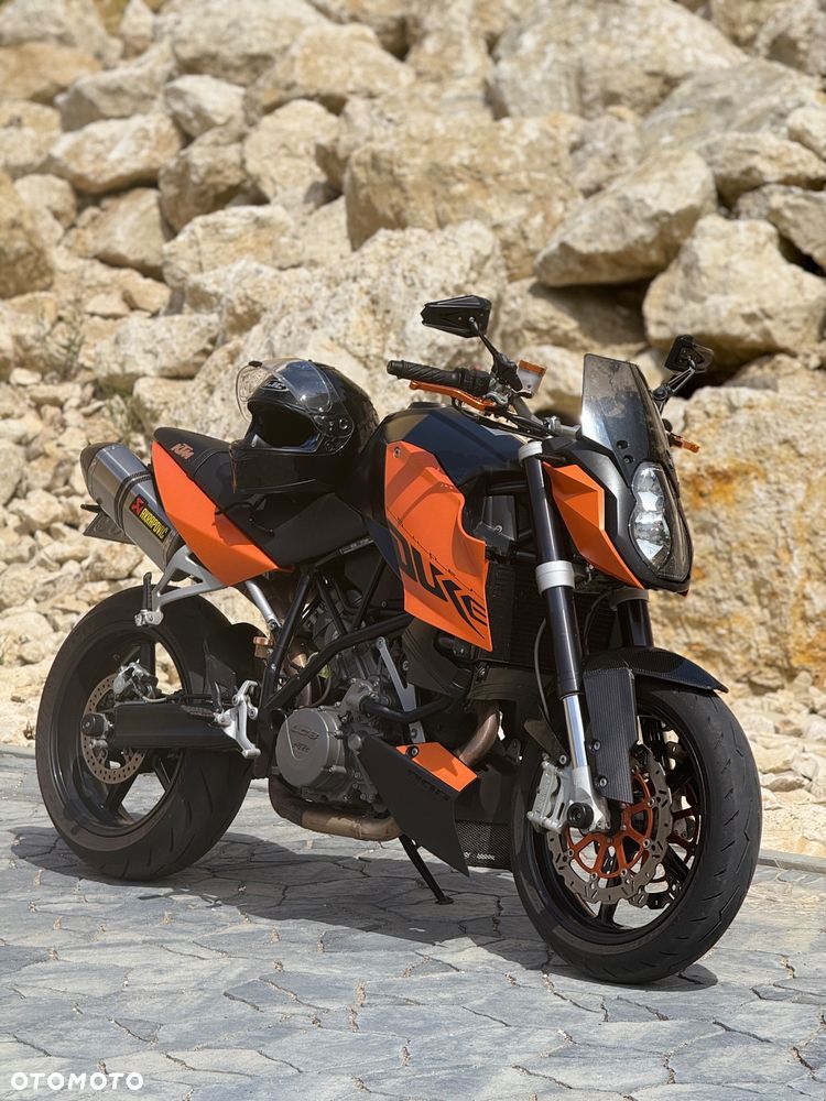 KTM Super Duke - 10