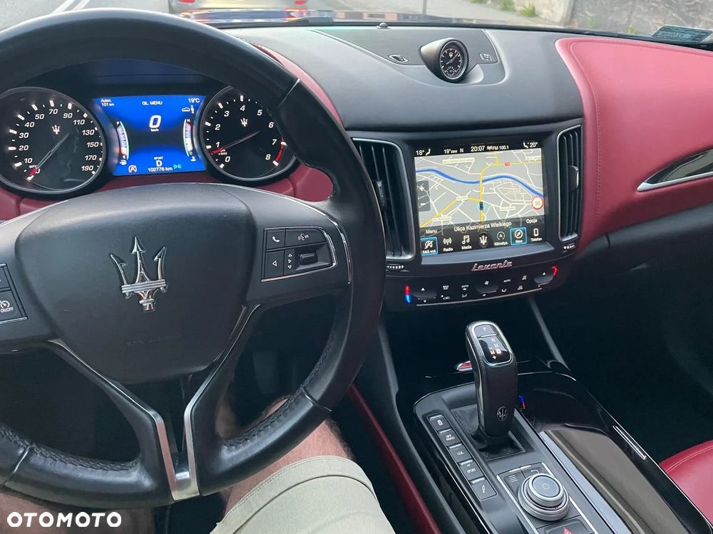 Maserati Levante S Q4 - 9