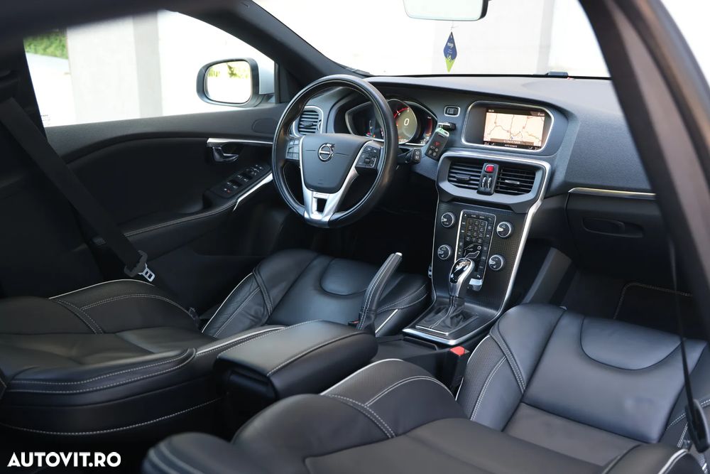 Volvo V40 D3 Aut. Kinetic - 18