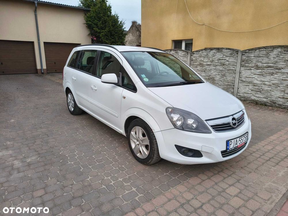 Opel Zafira - 2