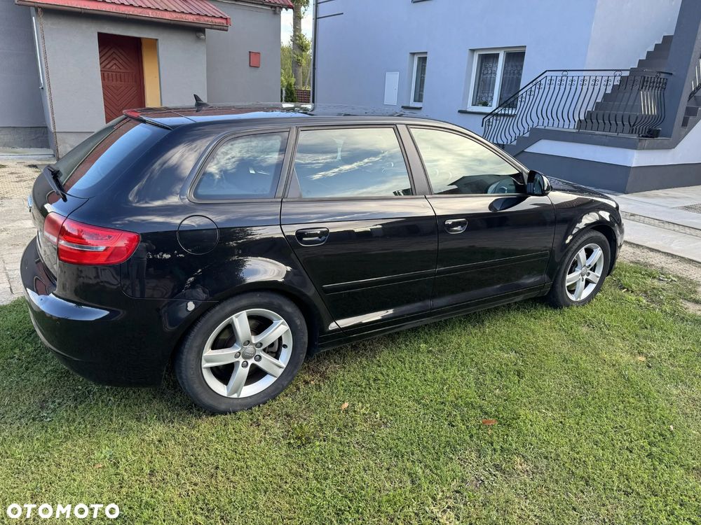 Audi A3 Sportback 1.8 TFSI Quattro Attraction - 4