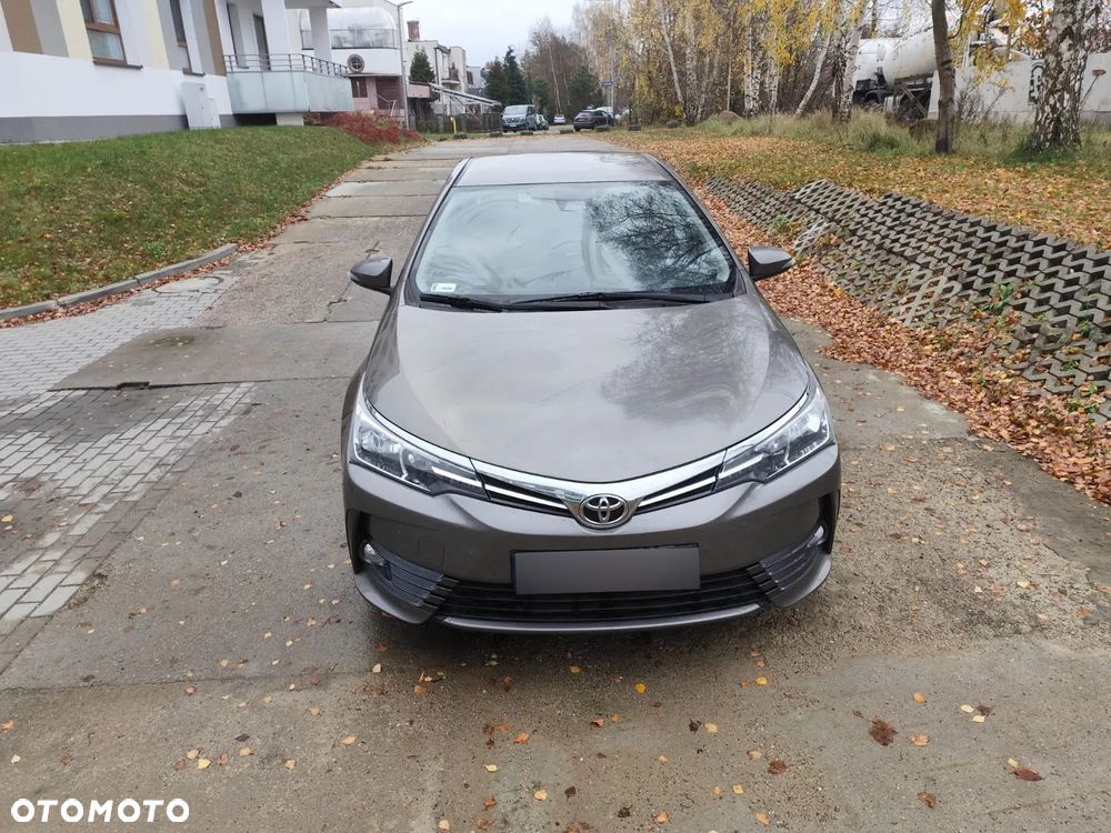 Toyota Corolla 1.6 Comfort - 12