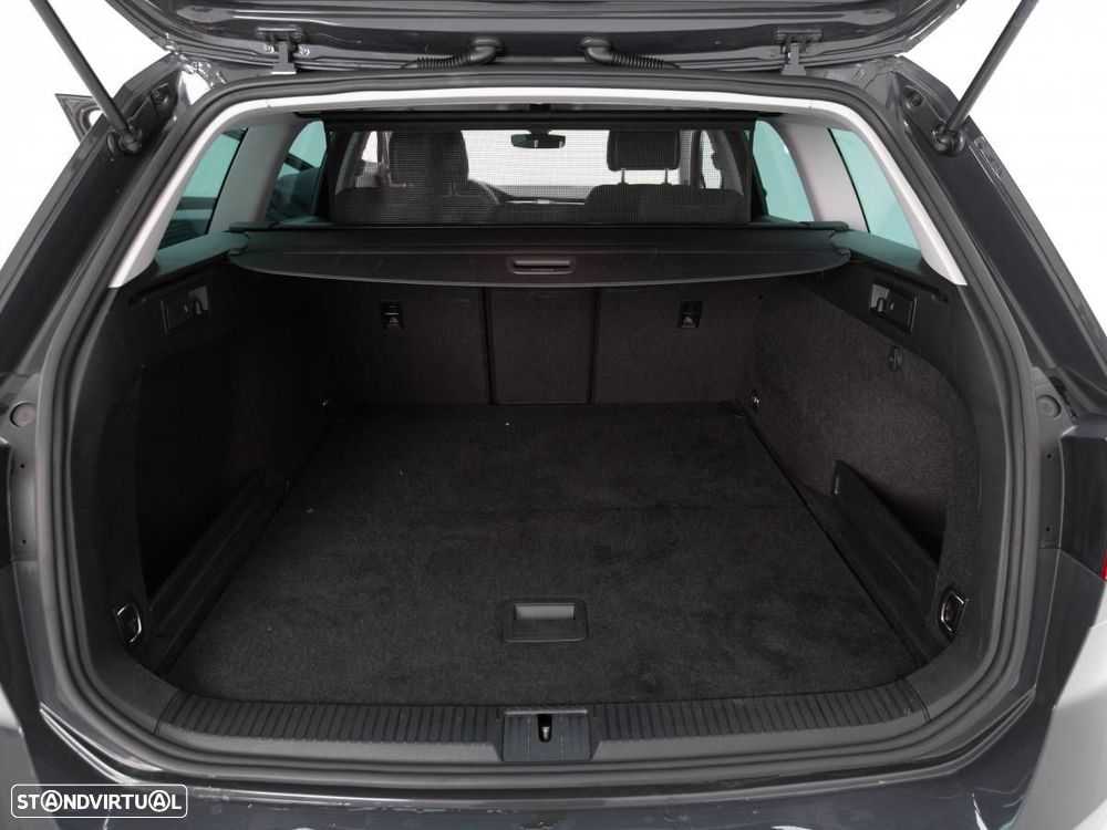 VW Passat Variant 1.5 TSI OPF DSG Business - 11