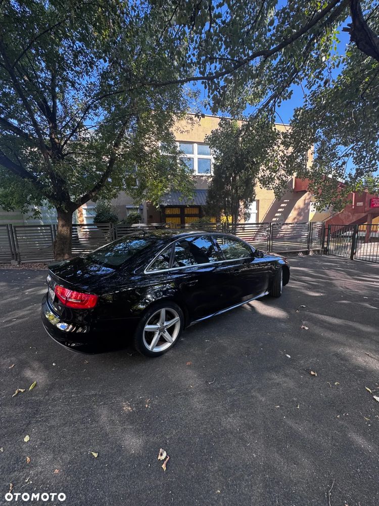 Audi A4 - 1