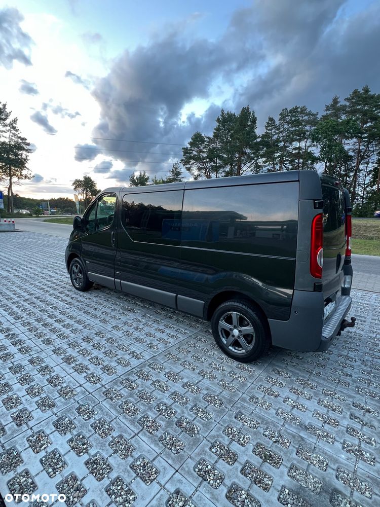 Opel Vivaro - 14