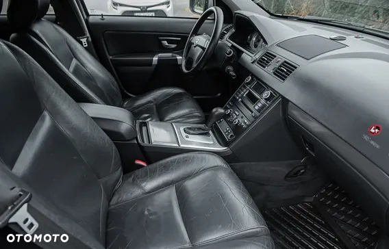 Volvo XC 90 D5 AWD Executive - 23