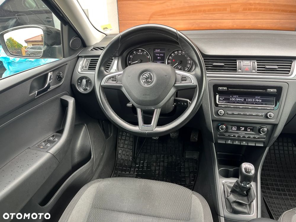 Skoda RAPID Spb 1.2 TSI Ambition - 8
