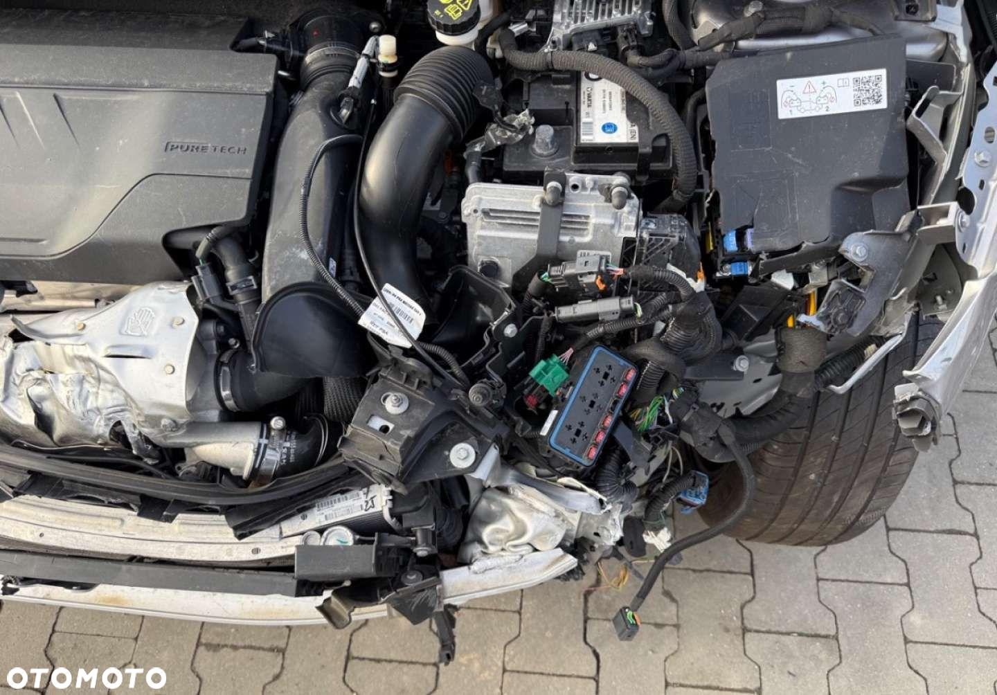 Peugeot 308 - 8