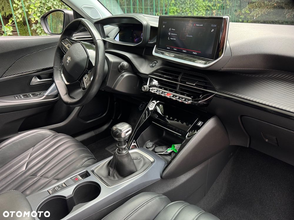 Peugeot 2008 - 7
