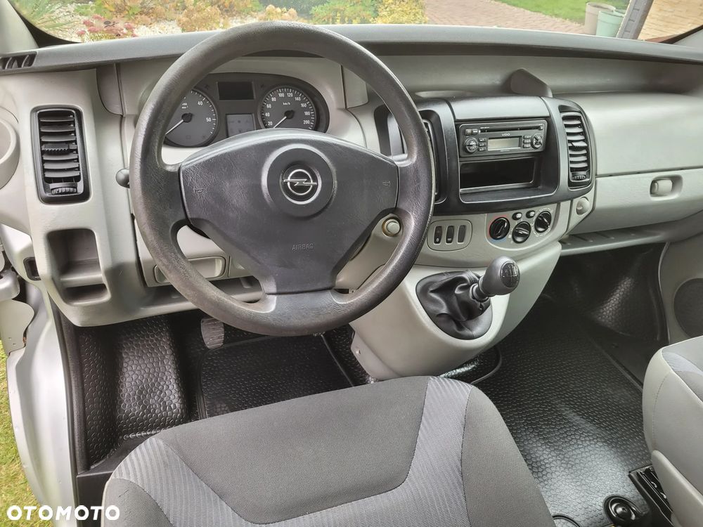 Opel VIVARO - 13