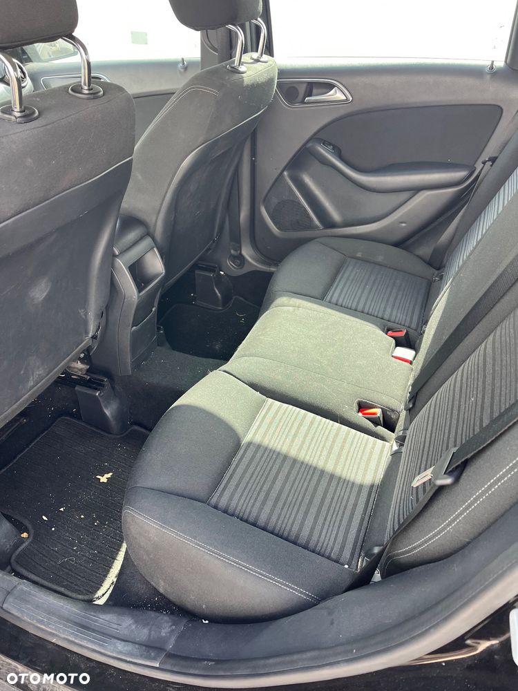 Mercedes-Benz Klasa B 180 CDI (BlueEFFICIENCY) - 7