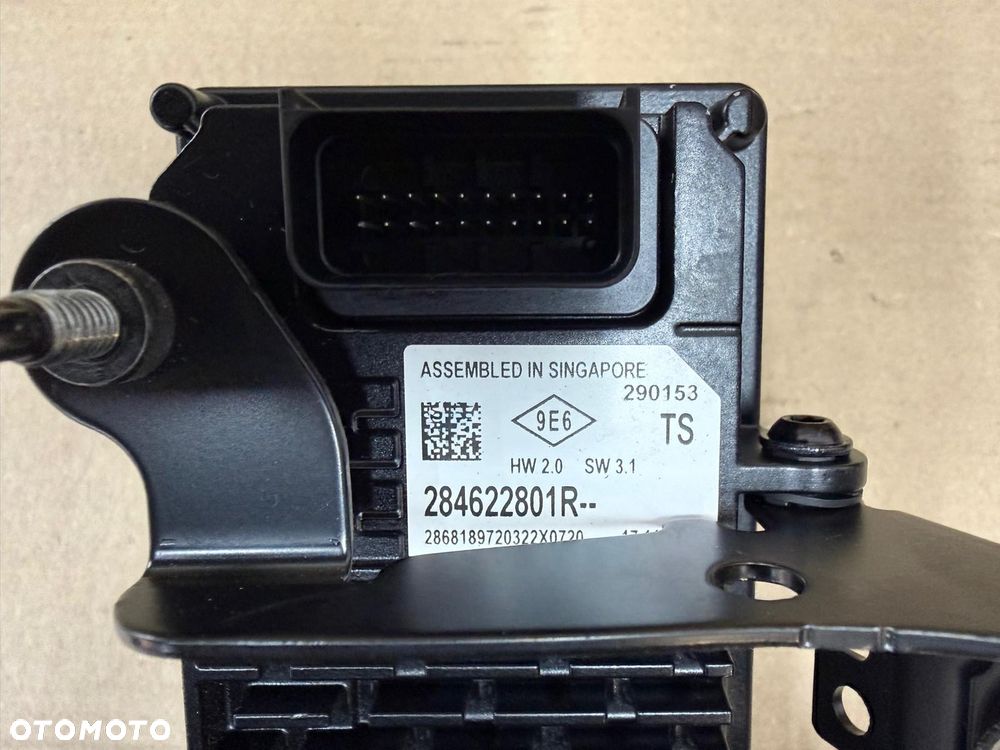 RENAULT KOLEOS II LIFT 20-22 KAMERA RADAR PRZÓD 284622801R - 4