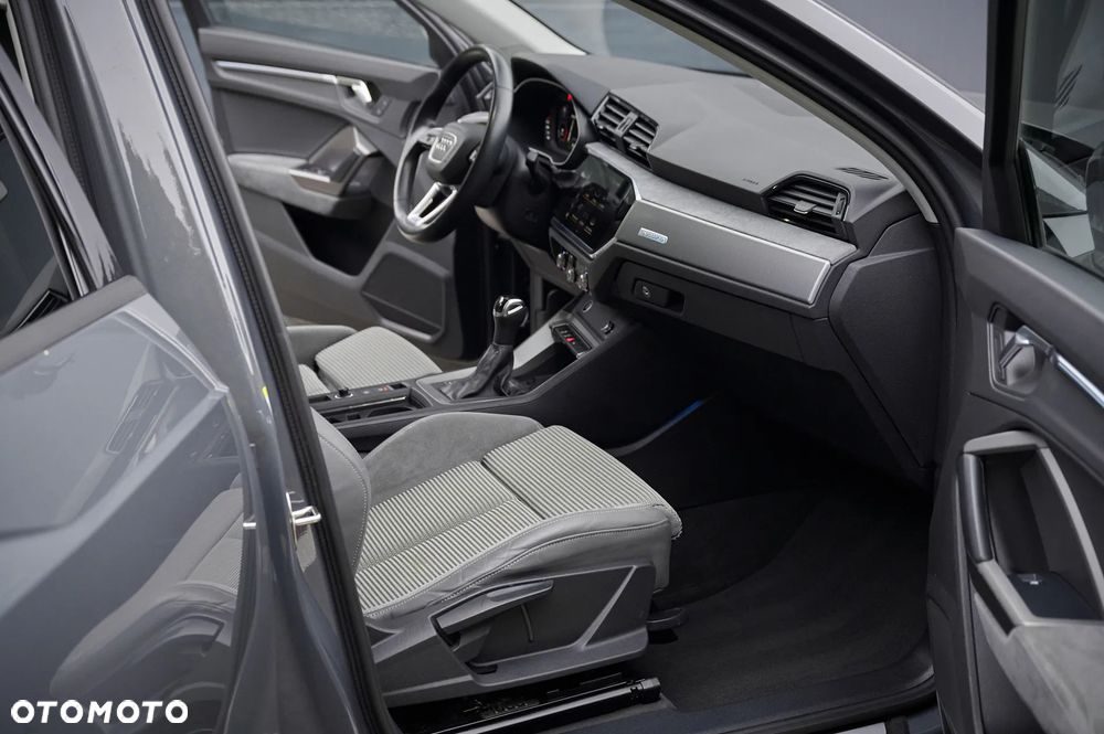 Audi Q3 45 TFSI Quattro Advanced S tronic - 17