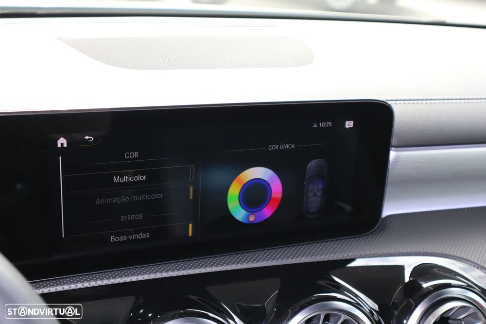 Mercedes-Benz A 250 e 8G-DCT AMG Line - 21