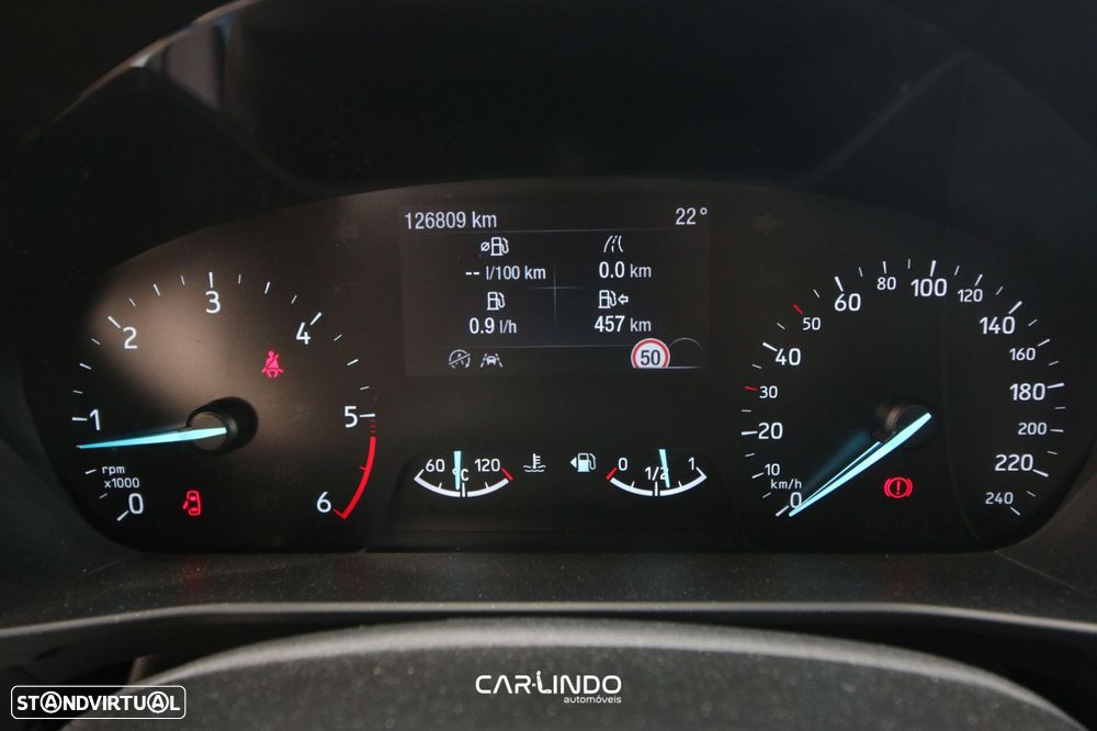 Ford Focus 1.5 TDCi ST-Line - 19