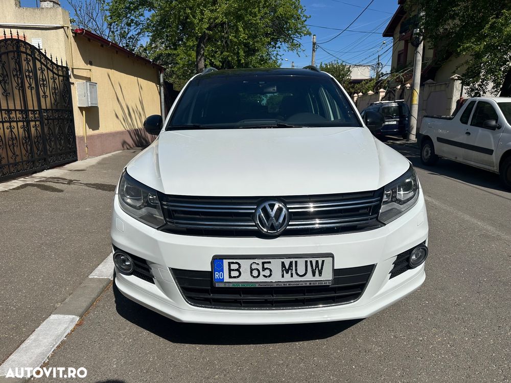 Volkswagen Tiguan - 1