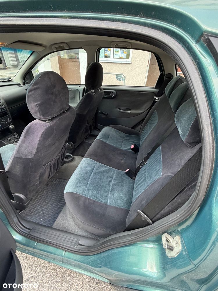Opel Corsa 1.0 12V Base / Start - 12