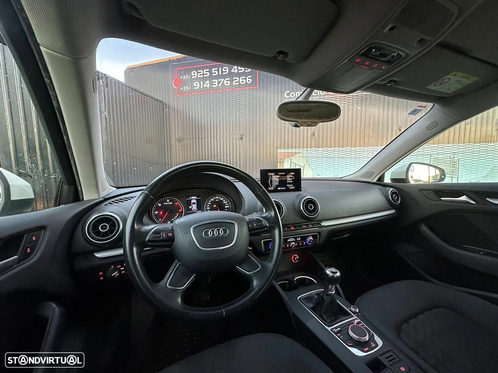 Audi A3 Sportback 1.6 TDI Attraction - 6