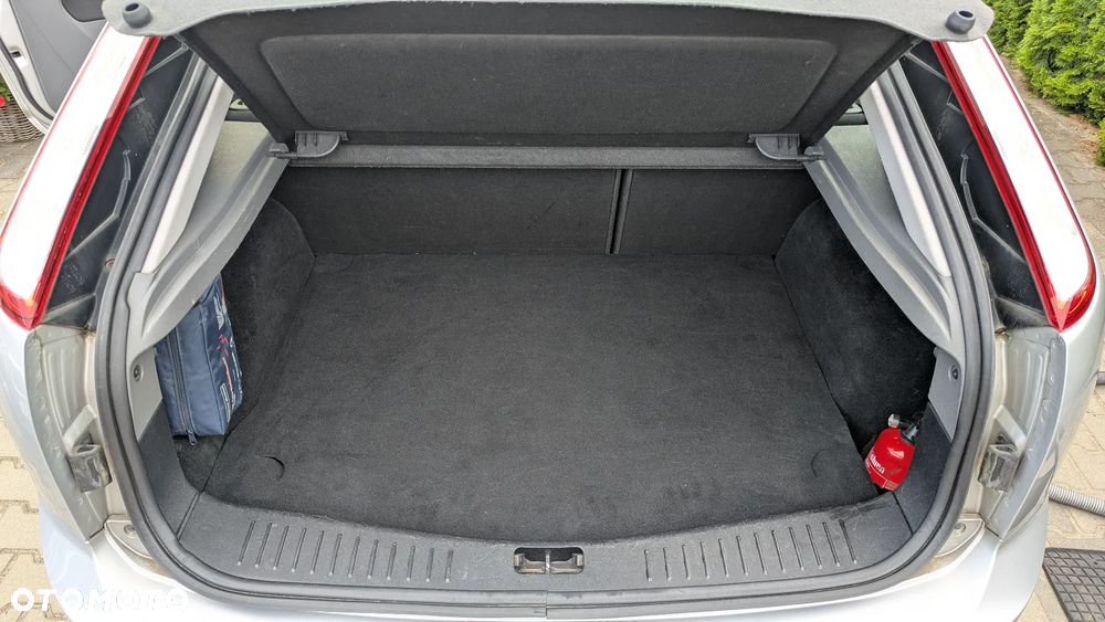 Ford Focus - 18