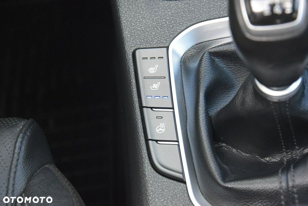 Hyundai i30 1.6 D Premium - 30