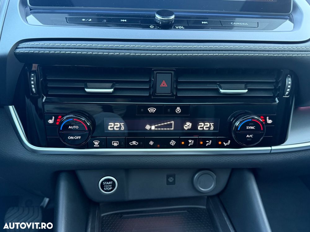 Nissan Qashqai 1.3 l 156CP X-Tronic 4WD MHEV N-Connecta - 32