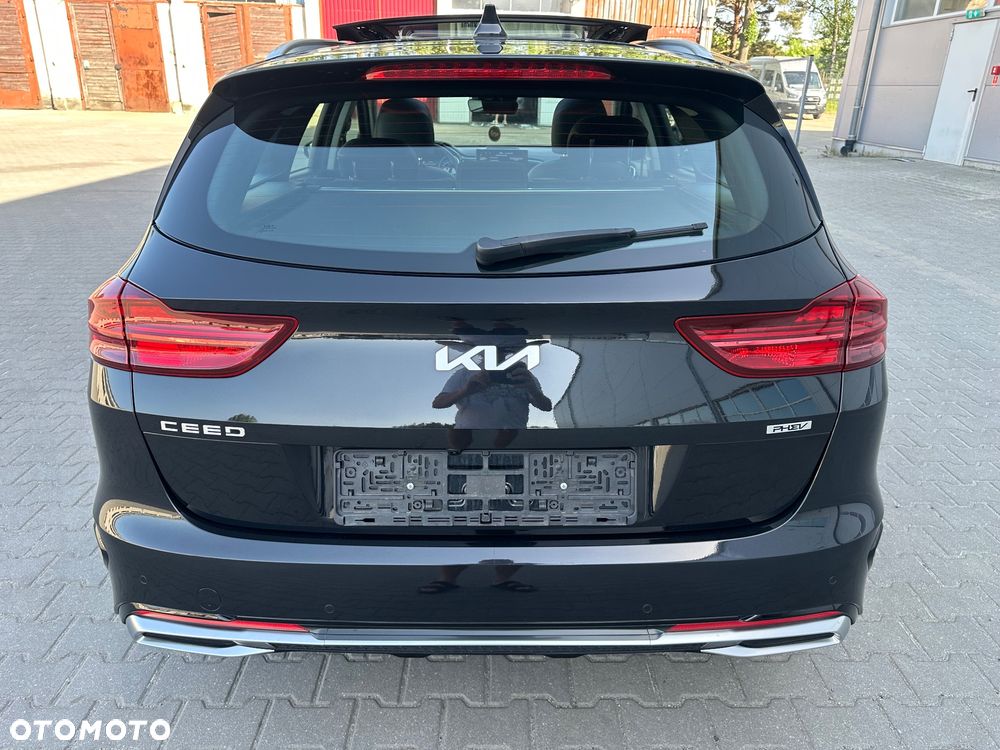 Kia Ceed - 9