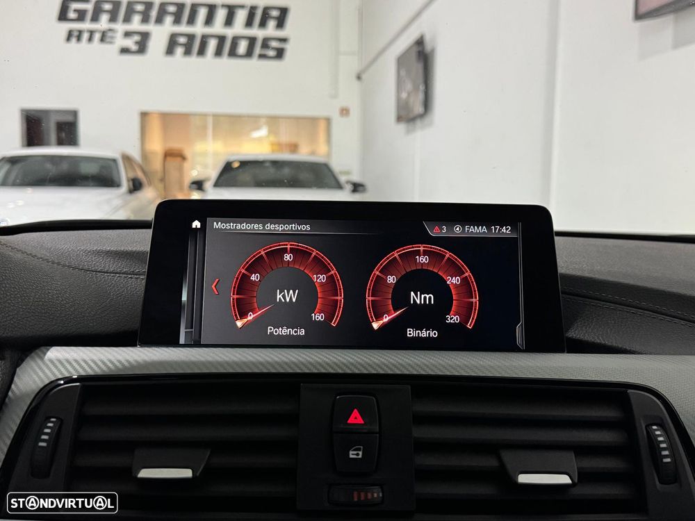 BMW 320 i Pack M Auto - 36