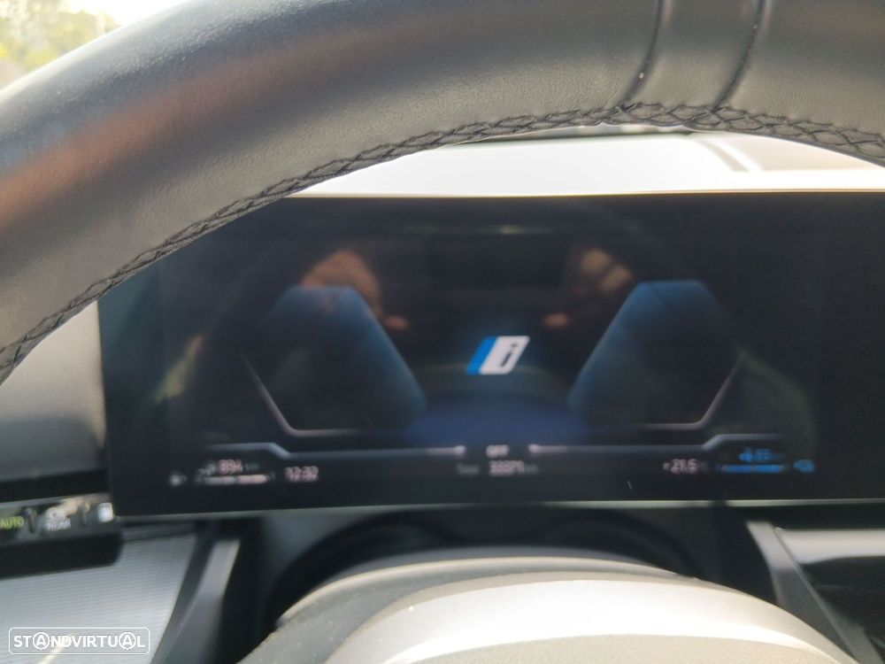 BMW 530 e Pack Desportivo M - 26