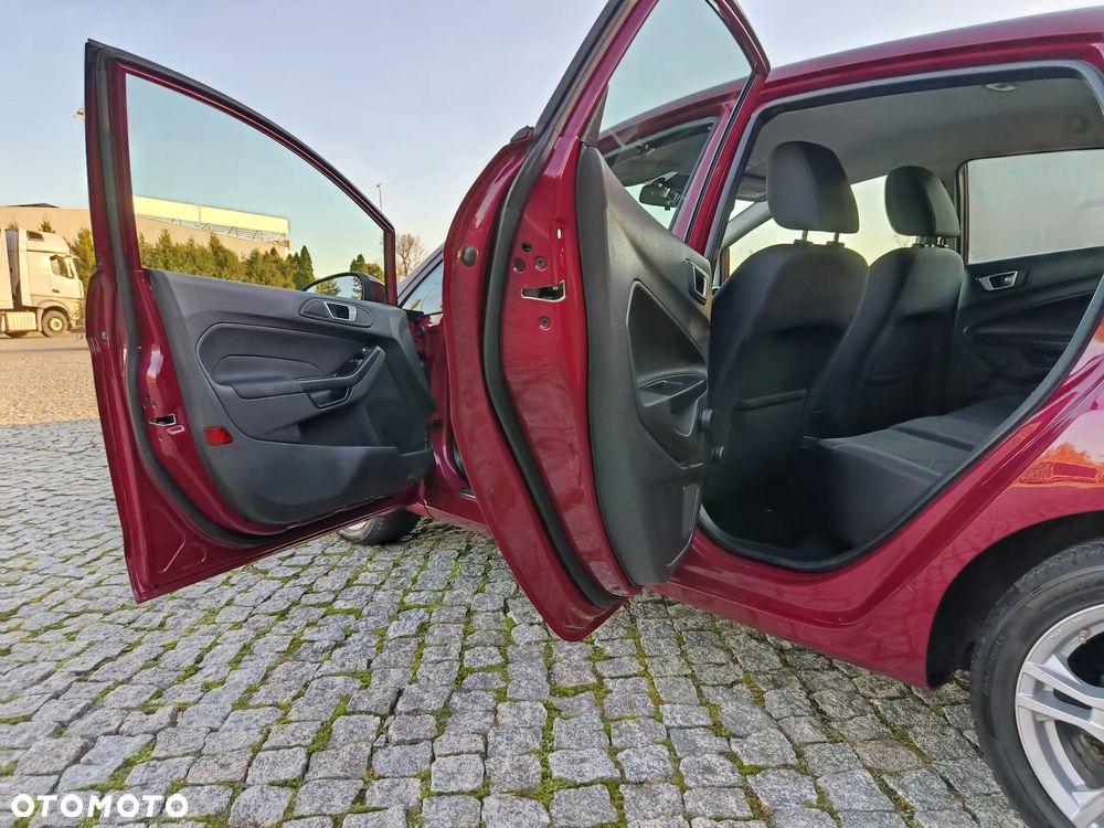 Ford Fiesta - 9