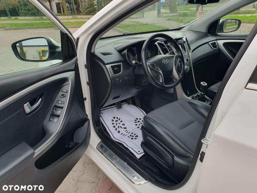 Hyundai i30 1.6 Style - 11