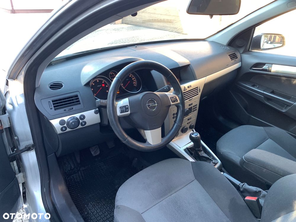 Opel Astra III 1.7 CDTI Enjoy - 11