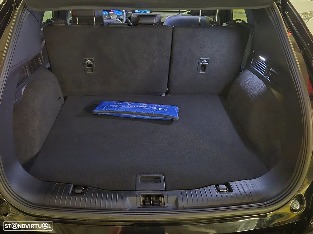 Ford Kuga 2.0 TDCi EcoBlue ST-Line - 24