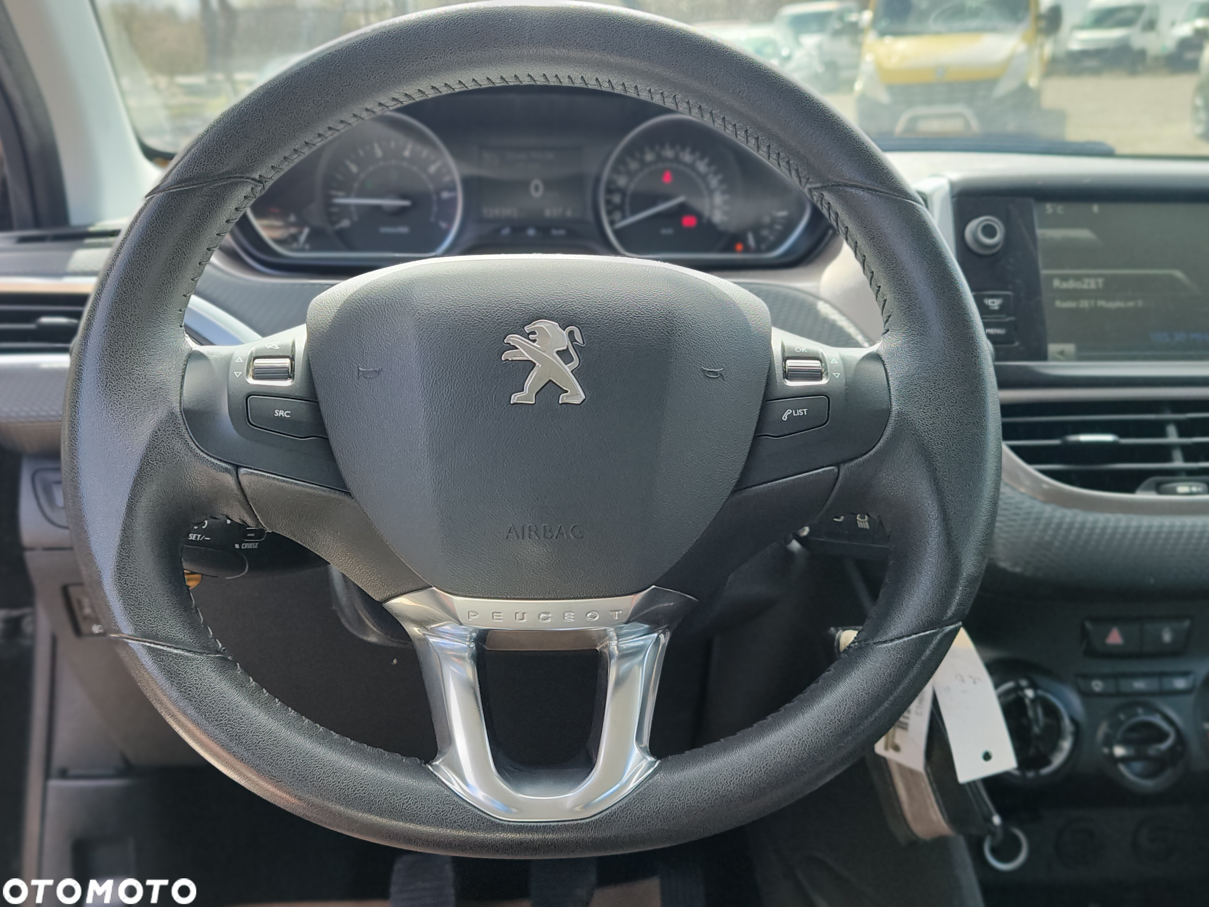 Peugeot 2008 1.2 Pure Tech Active - 19