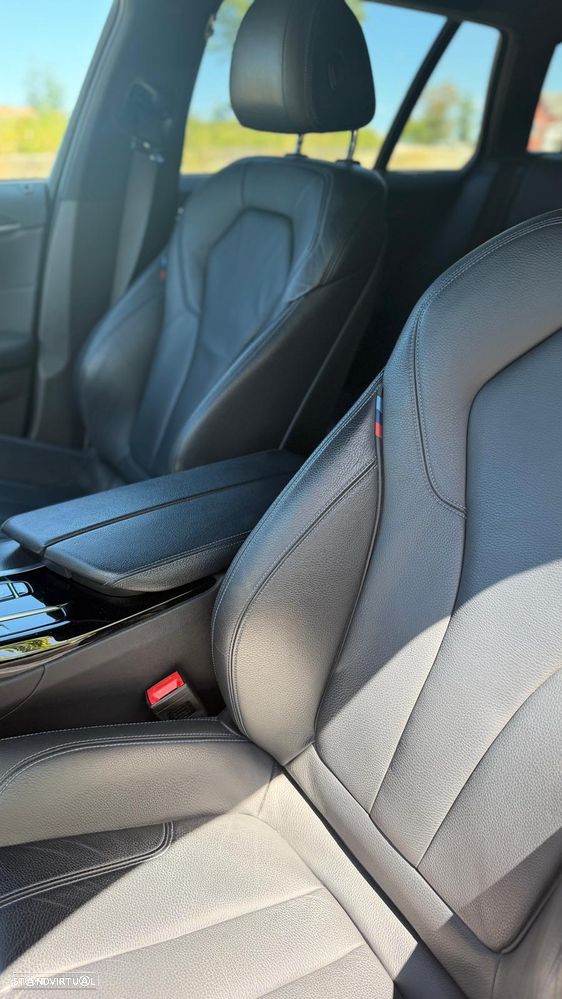 BMW 530 e Pack Desportivo M - 14