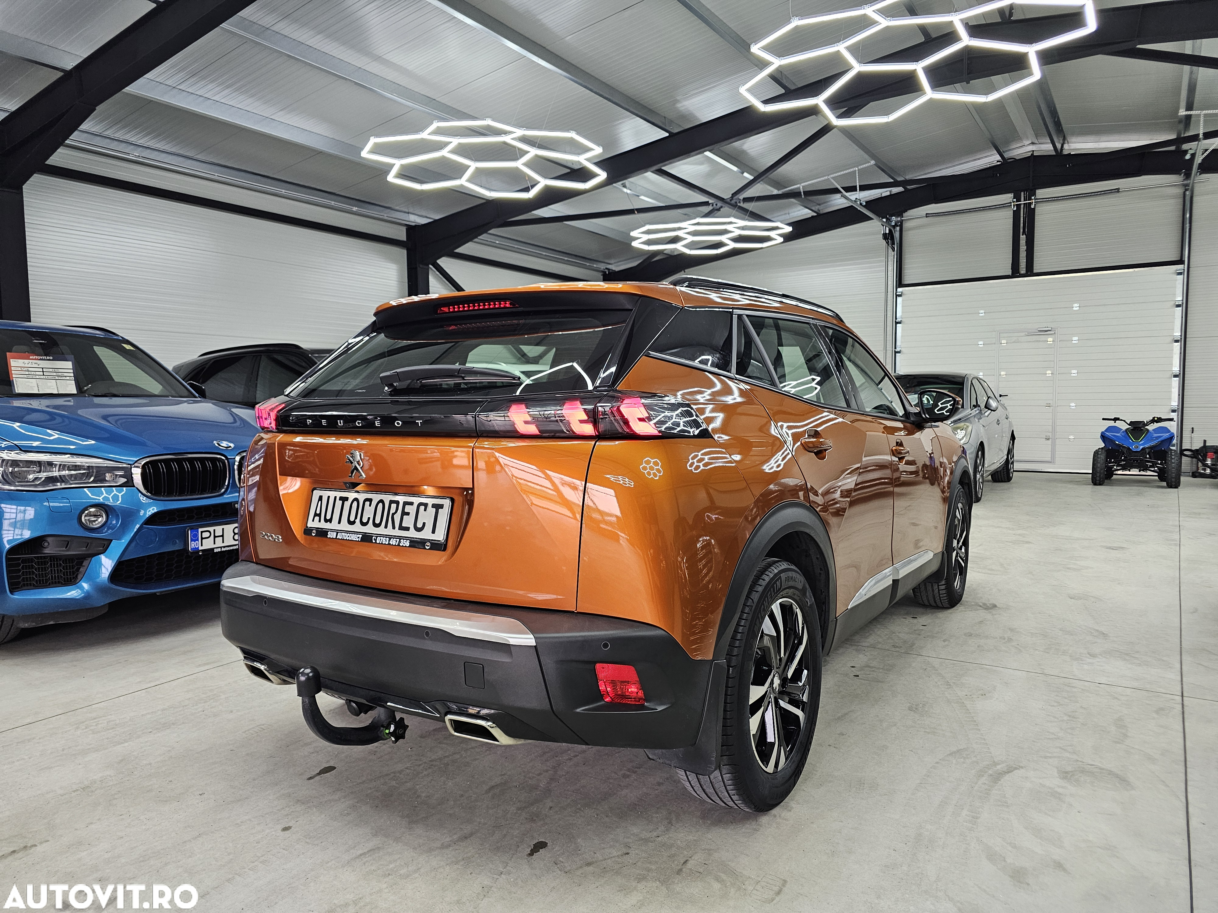 Peugeot 2008 PureTech 130 EAT8 Allure - 5