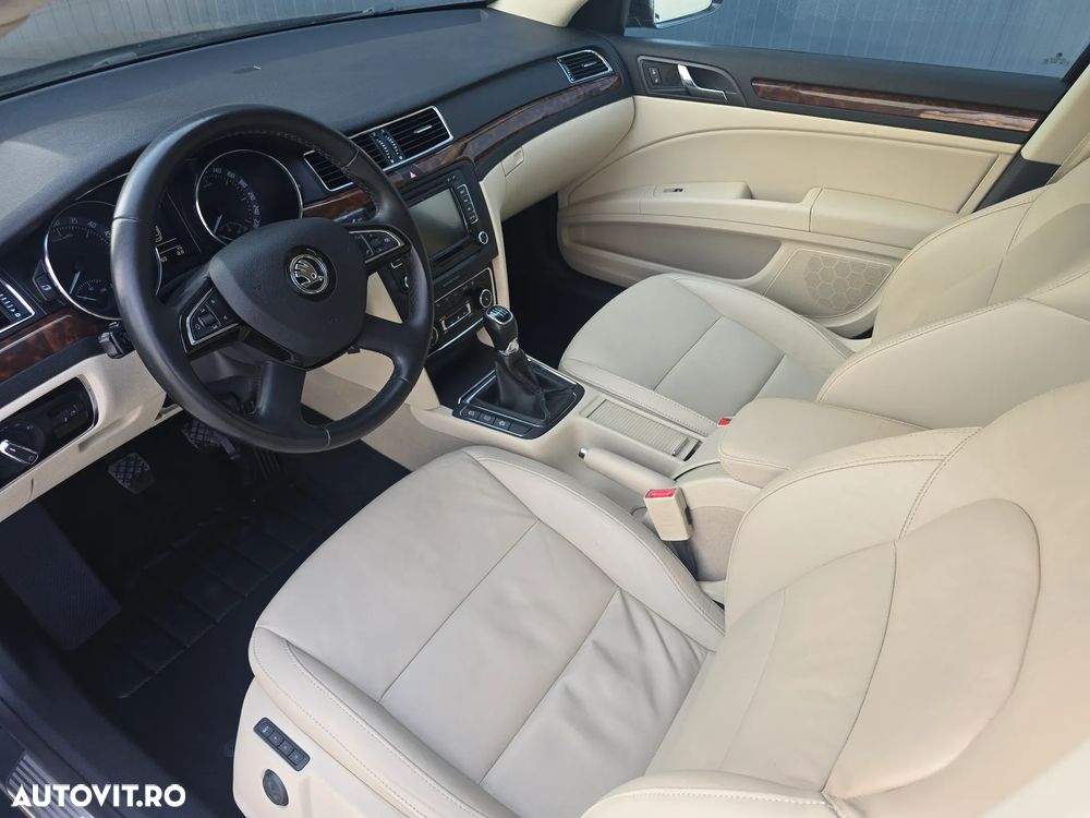 SKODA Superb 2014 — imagine 6