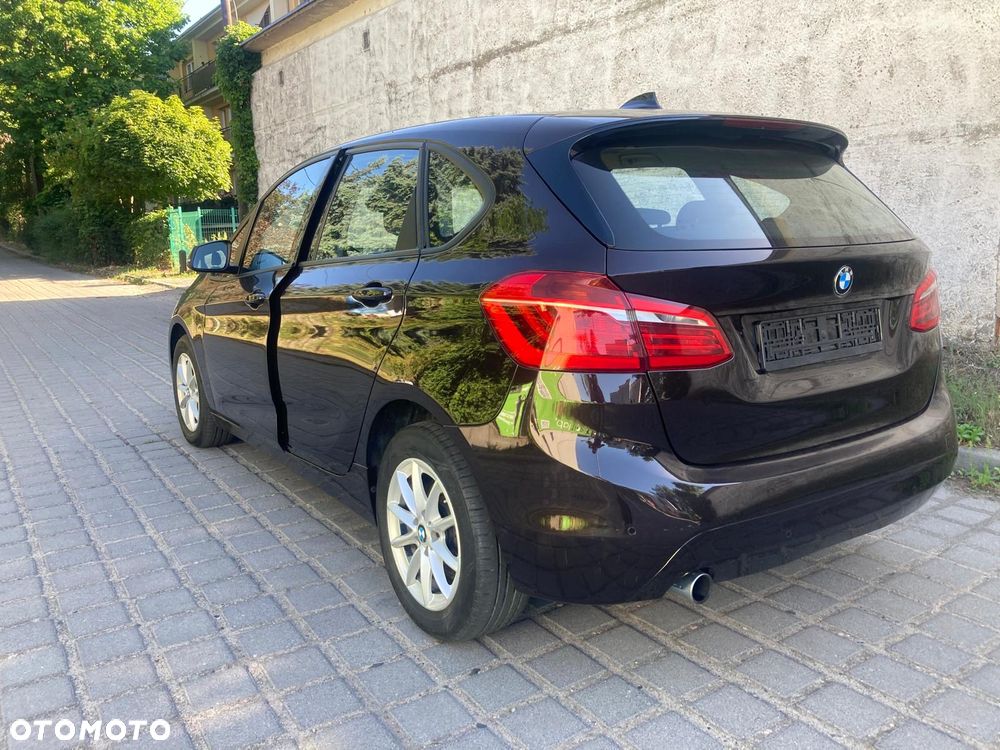 BMW Seria 2 218i - 6