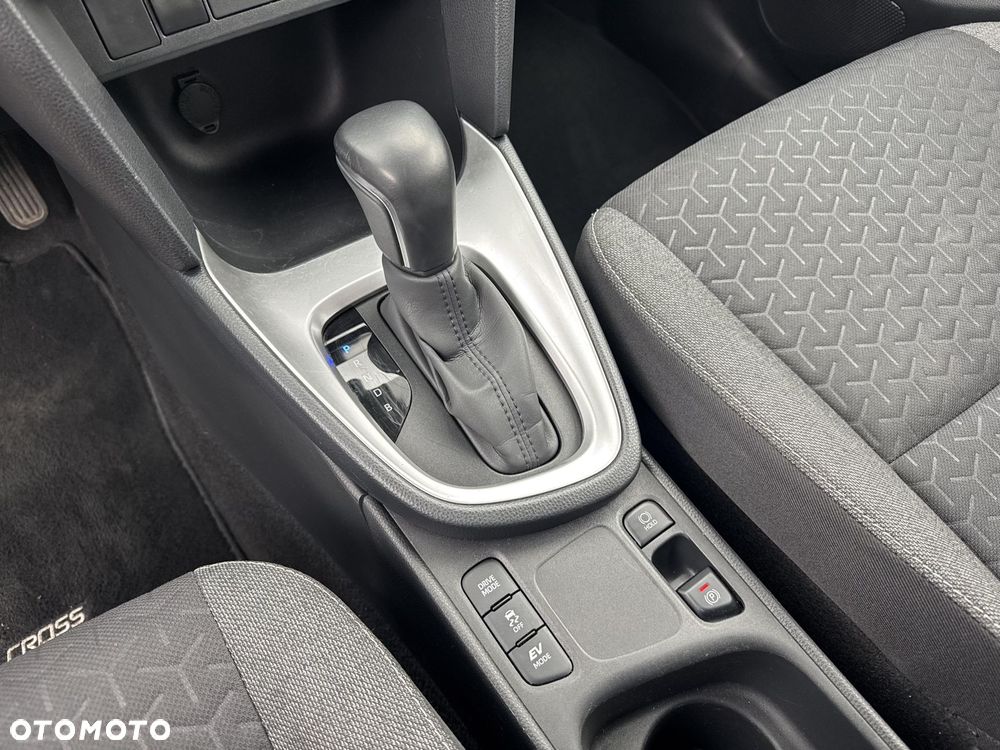 Toyota Yaris Cross Hybrid 1.5 Comfort - 20