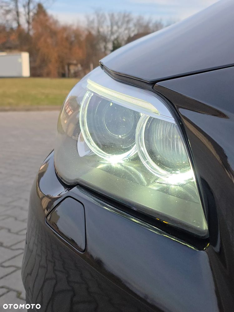 BMW Seria 5 525d xDrive Sport-Aut Luxury Line - 6